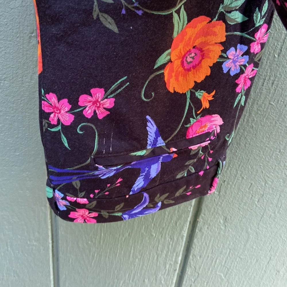 ❌Sold! ❌ Old Navy Harper Mid Rise Pant Floral Navy Blue - Picture 4 of 6